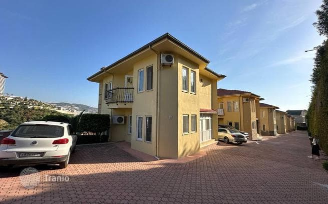 Меблированная вилла в элитном комплексе