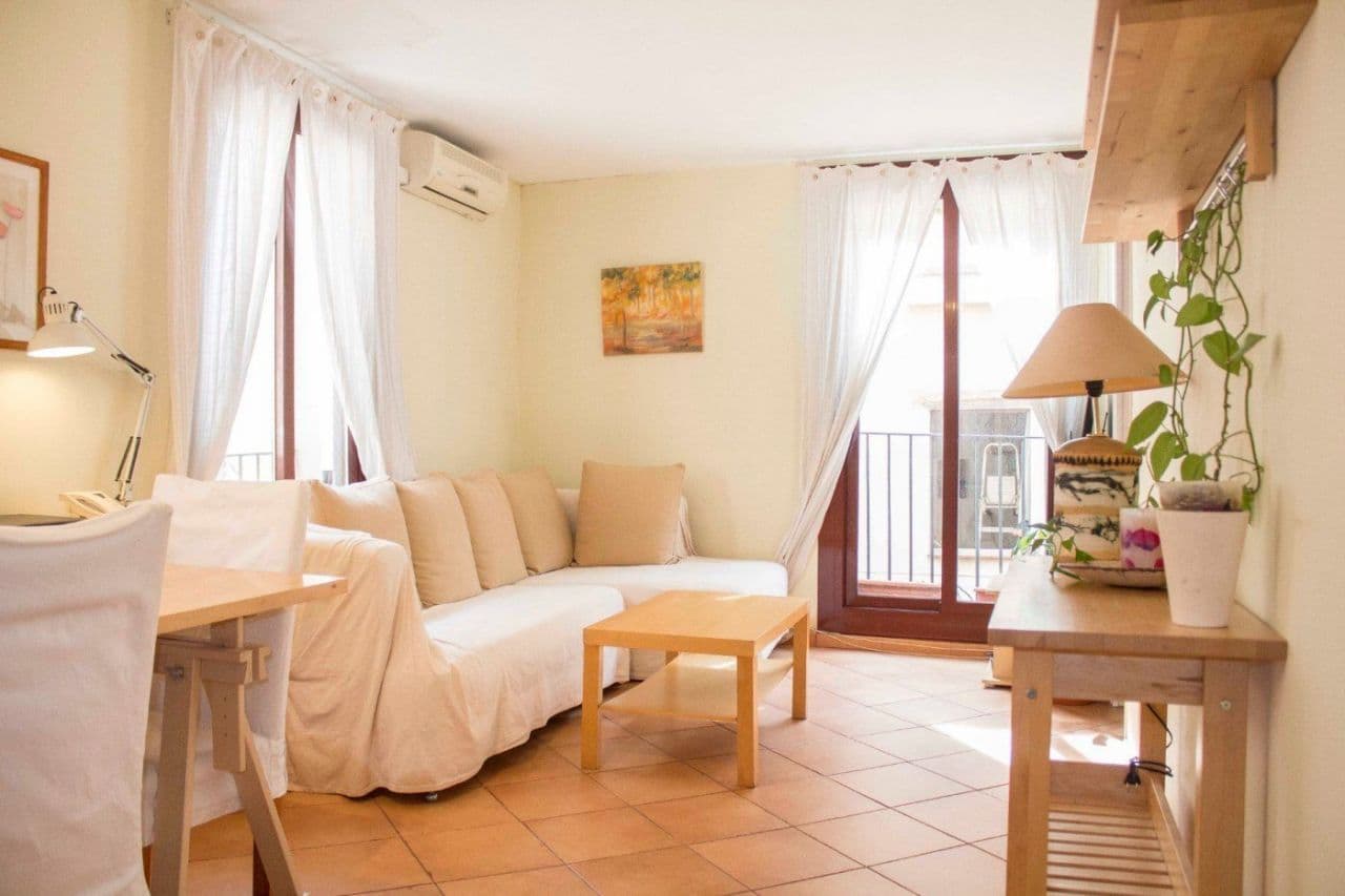 Квартира в Барселоне, Испания, 69 м2