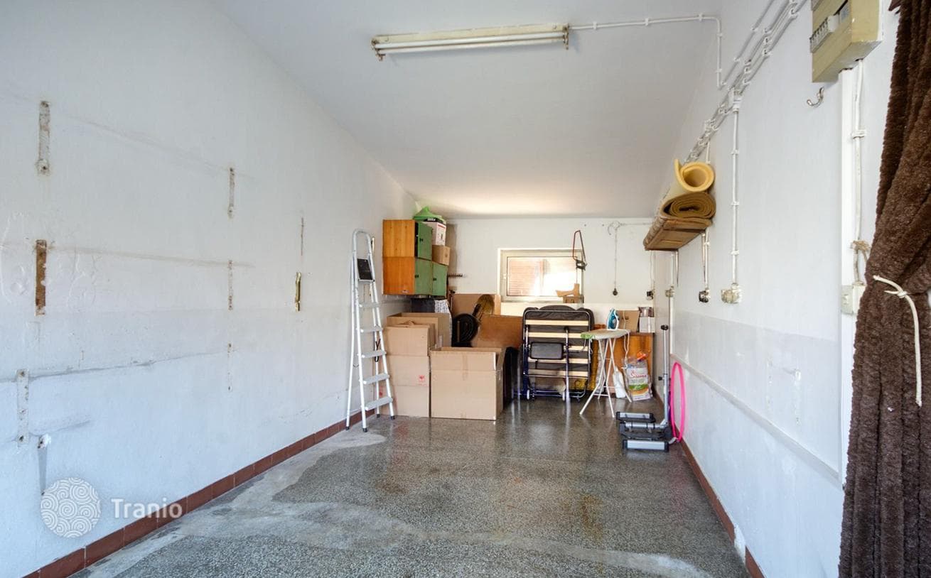 5-комнатный дом в городе 260 м² в Пуле, Хорватия, фото 4