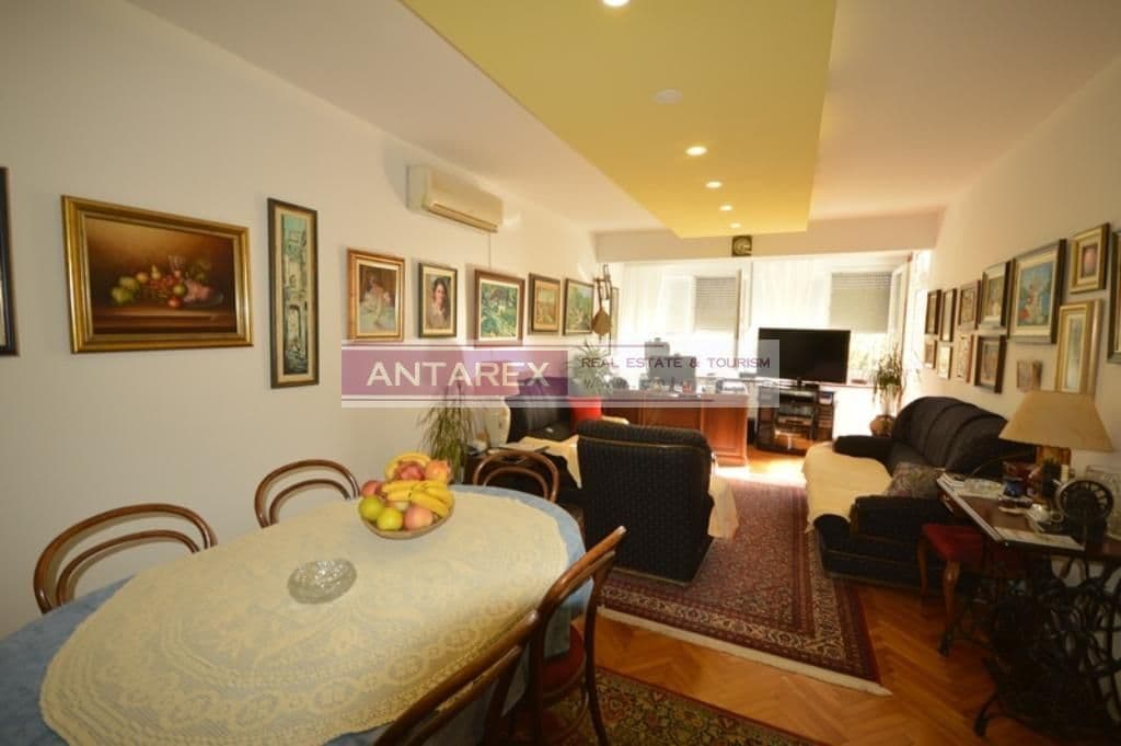 Апартаменты в Херцег-Нови, Черногория, 70 м2