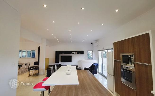 6-комнатная вилла 370 м² в Агиос Афанасиосе, Кипр