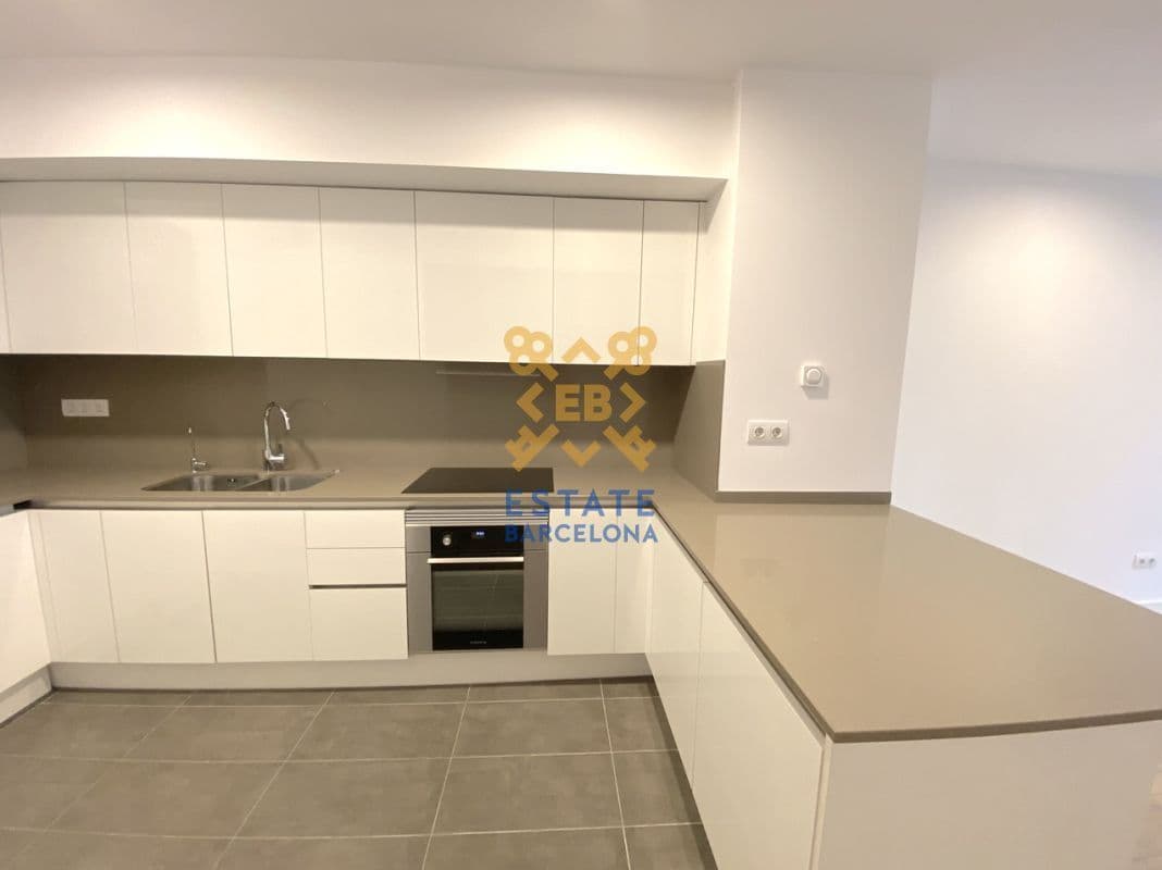 Квартира в Барселоне, Испания, 87 м2