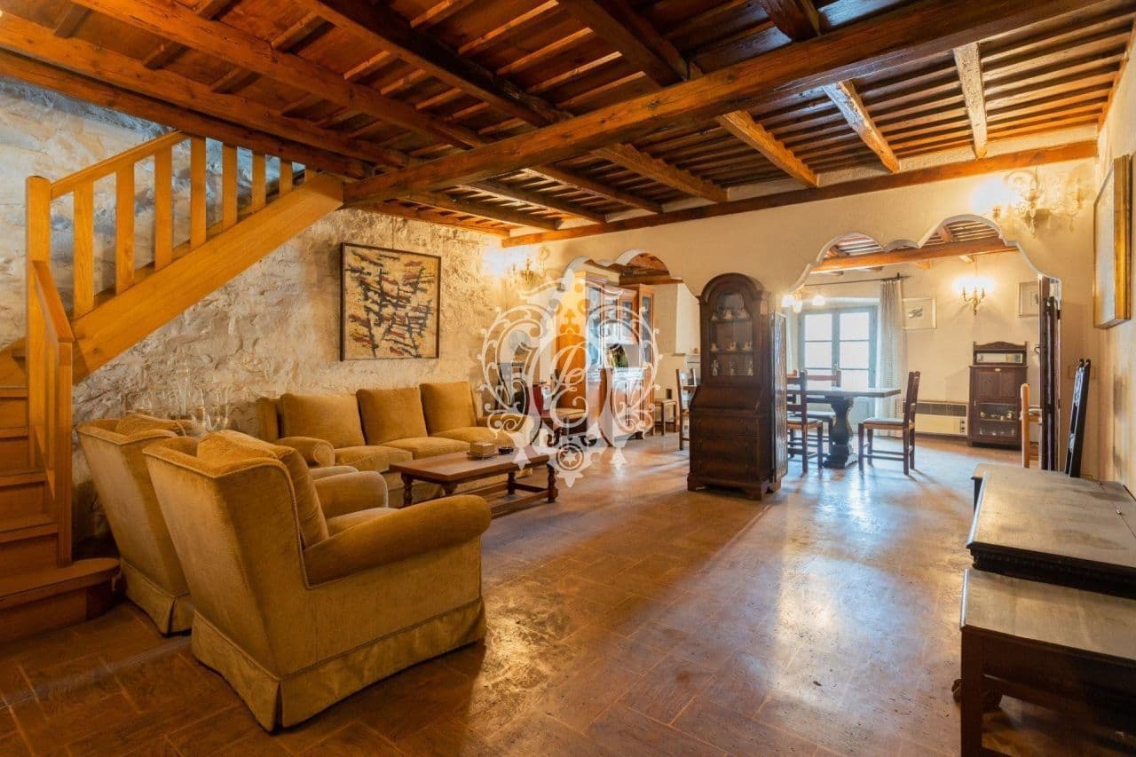 Квартира в Комо, Италия, 150 м2