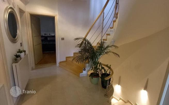 5-комнатный дом в городе 264 м² в Пуле, Хорватия, фото 4