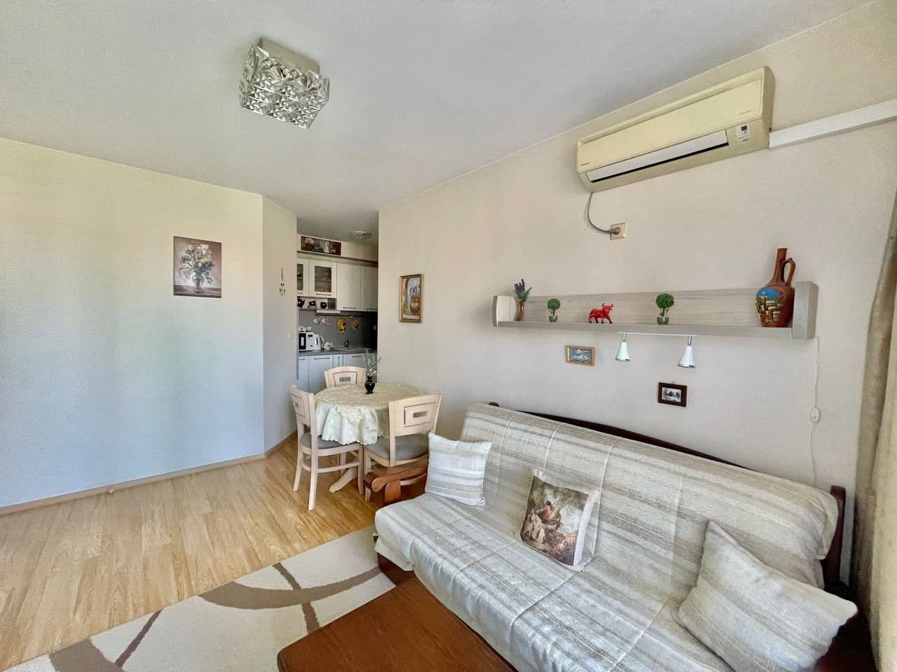 Апартаменты в Несебре, Болгария, 55 м², фото 2