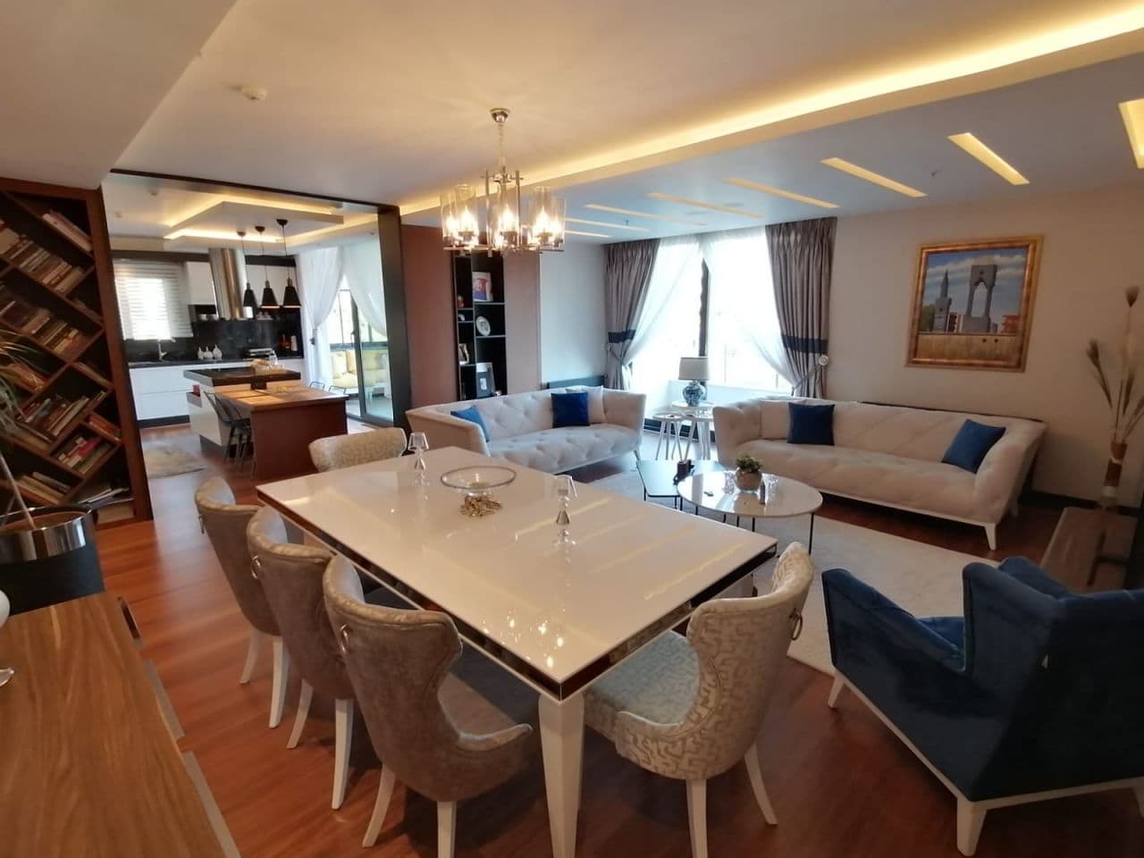 Квартира в Мерсине, Турция, 280 м2