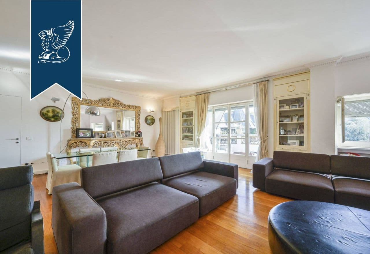 Апартаменты в Милане, Италия, 318 м2