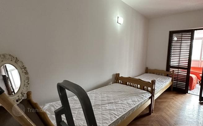 Двухкомнатная меблированная квартира в центре Будвы, Черногория