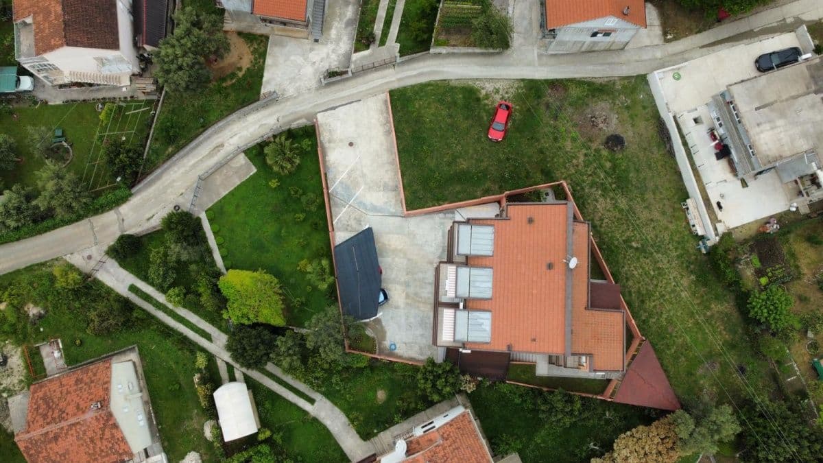 Квартира в Херцег-Нови, Черногория, 85 м2