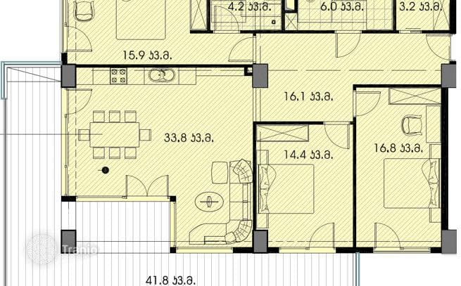 Квартира где из окон открывается панорамный вид на живописную природу, в историческом центре Тбилиси