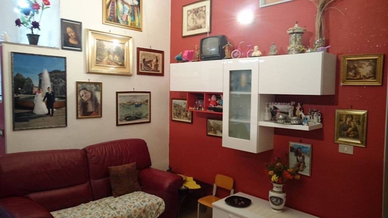 Квартира в Империи, Италия, 75 м2