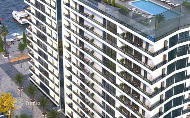 Продается просторная квартира с 2 спальнями, общая площадь 76, 8 м², 5/12 этаж в Чакви.