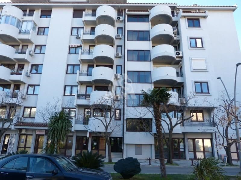 Квартира в Баре, Черногория, 84 м2