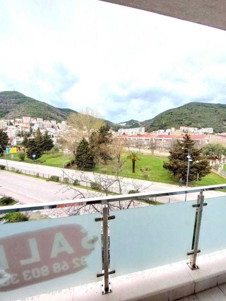 Квартира в Будве, Черногория, 54 м2