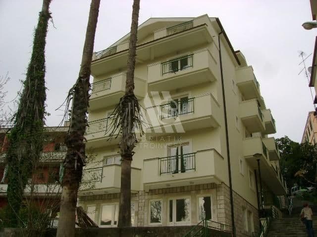 Квартира в Херцег-Нови, Черногория, 149 м2