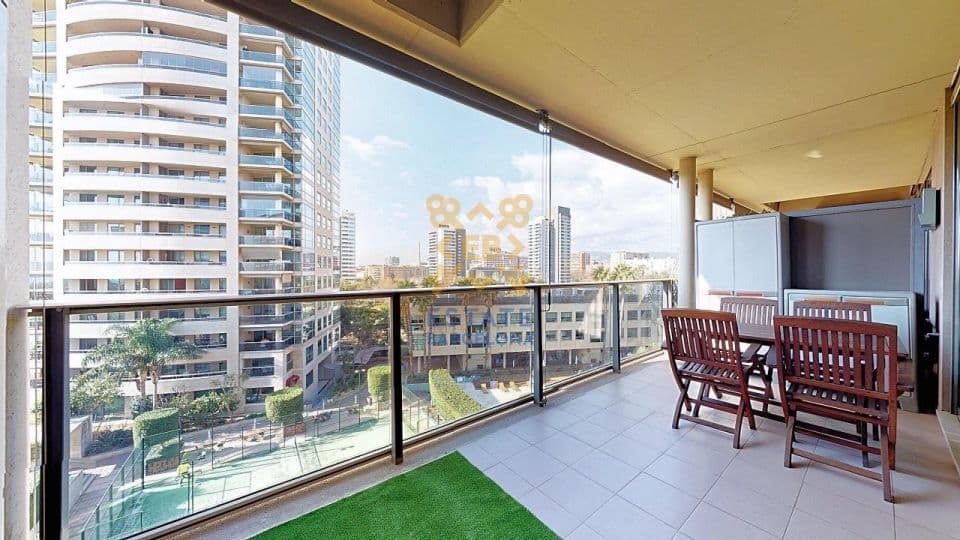 Квартира в Барселоне, Испания, 121 м2