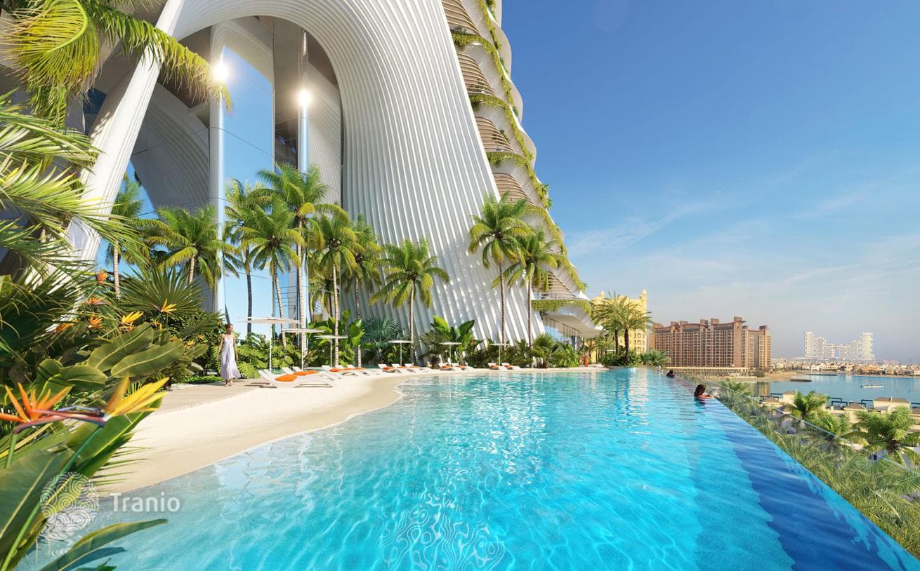 Высокий жилой комплекс с искусственными озёрами и песчаным пляжем, The Palm Jumeirah, Дубай, ОАЭ, фото 4