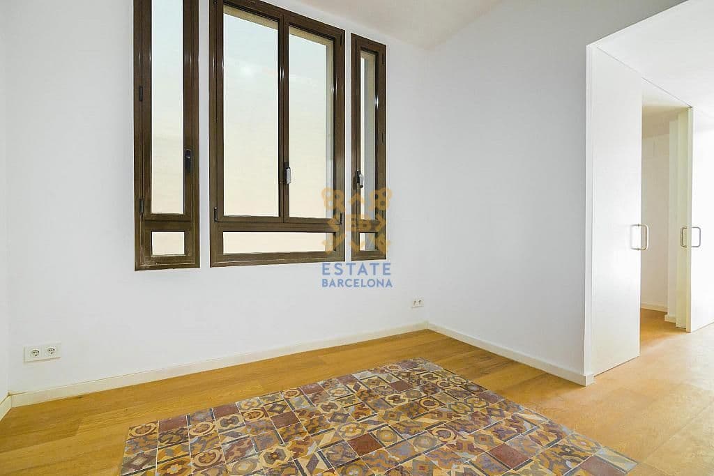 Квартира в Барселоне, Испания, 150 м², фото 2
