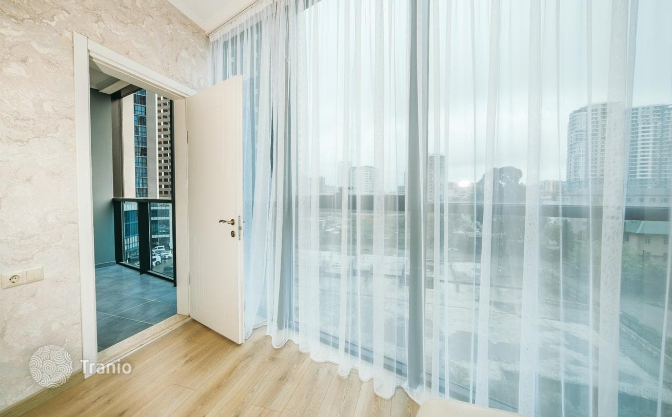 Продается просторная квартира на Аллее Героев с окнами на две стороны!, фото 2