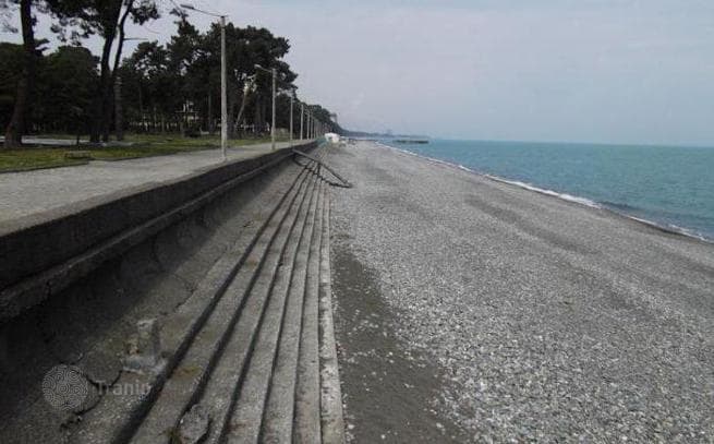Большой дом в курортном городке Кобулети недалеко от моря, фото 2