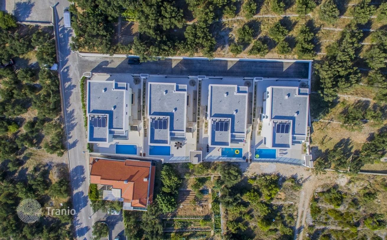 Продажа, Макарска, 3 роскошные виллы, бассейн, фото 4