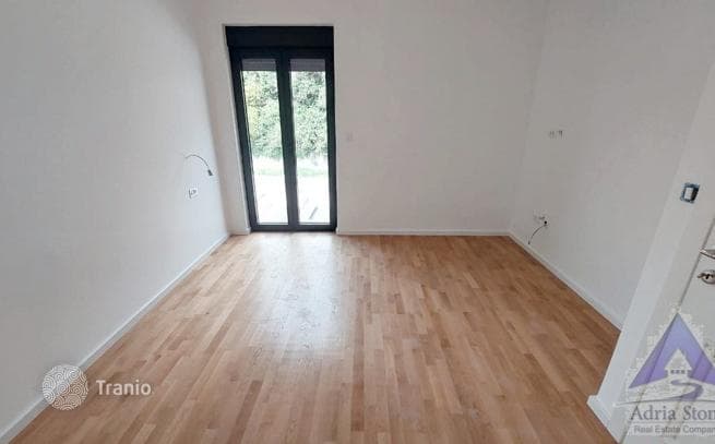 2-комнатные апартаменты в новостройке 72 м² в Доброте, Черногория, фото 2