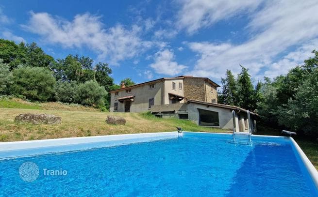 Вилла 370 м² в Ареццо, Италия