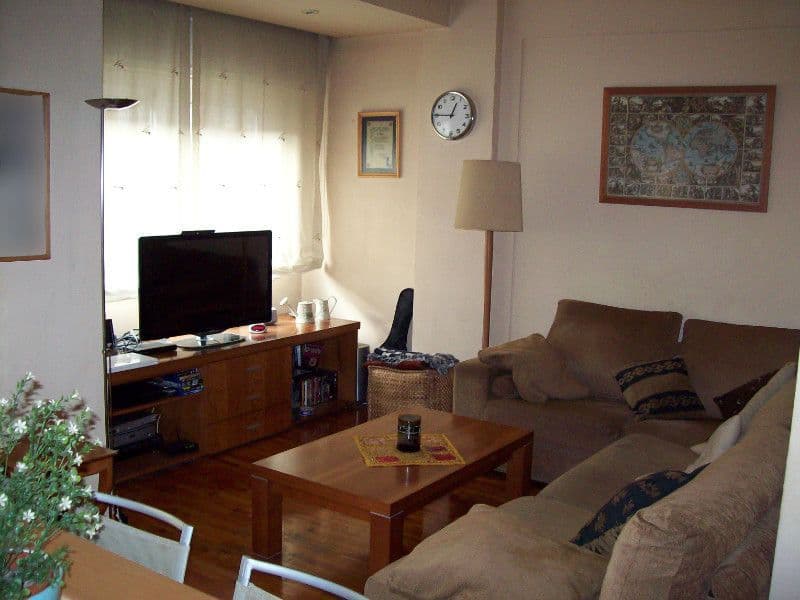 Квартира в Барселоне, Испания, 90 м2