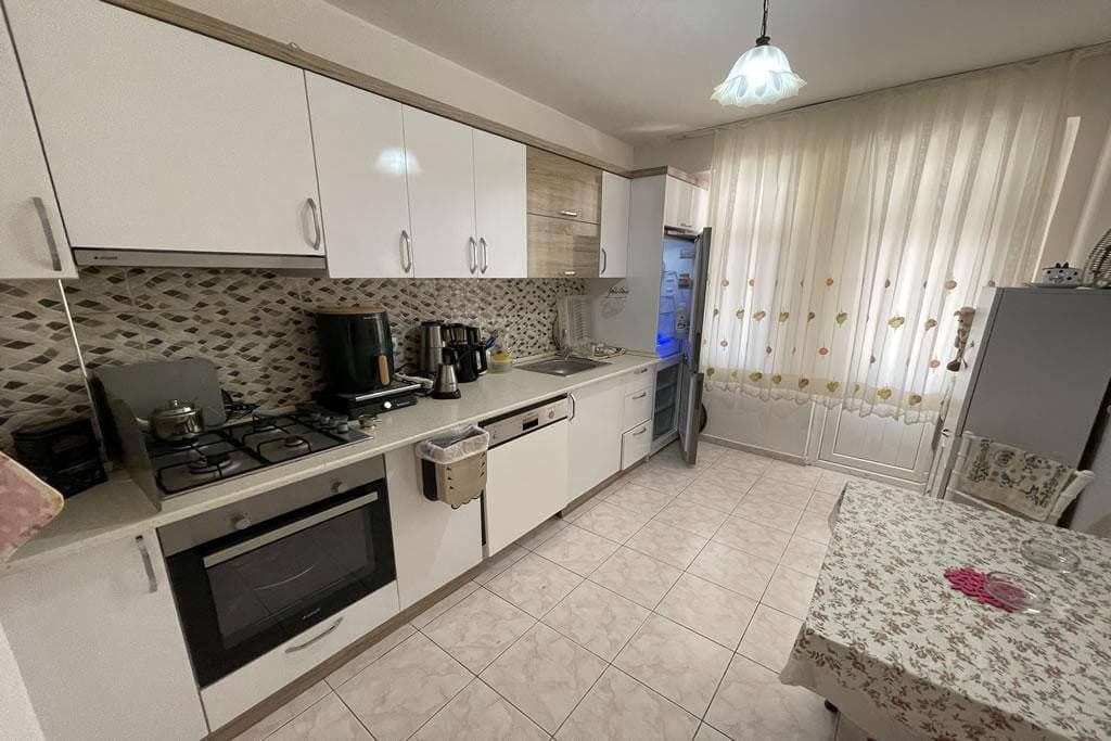 Аланья/Махмутлар 2+1 С отдельной кухней