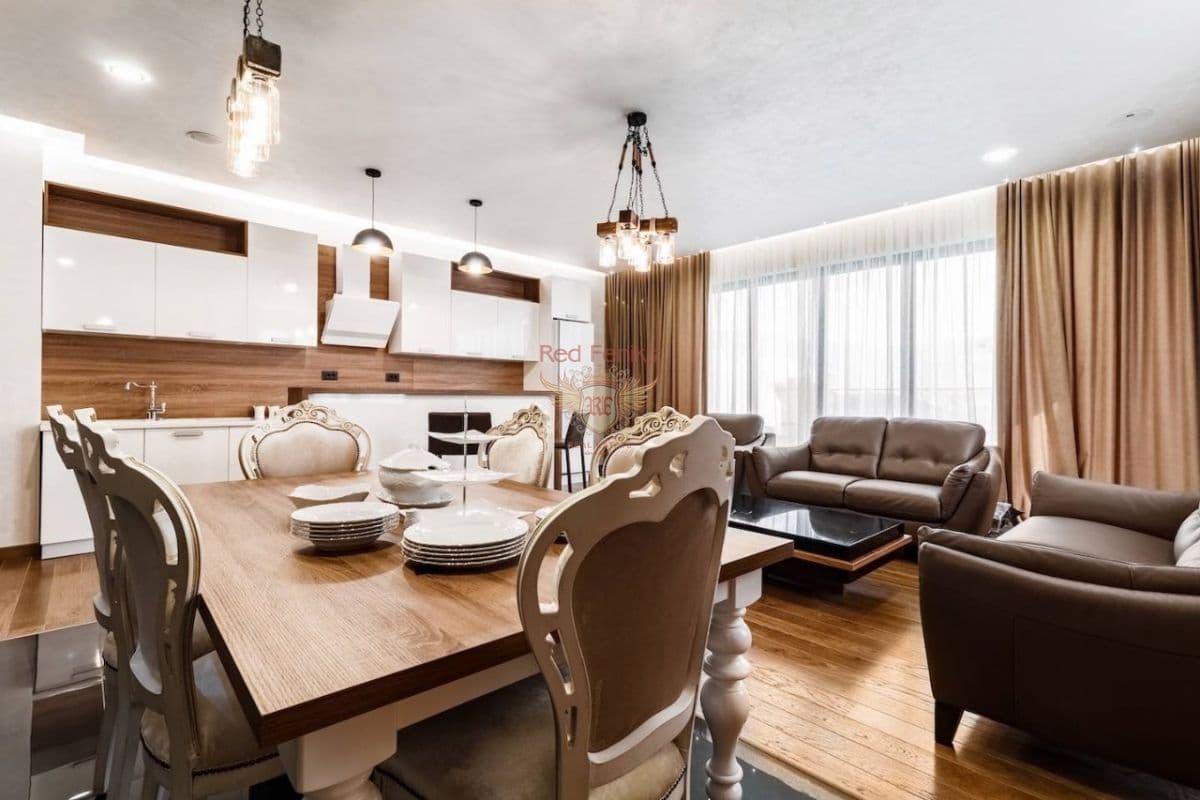 Квартира в Будве, Черногория, 180 м2