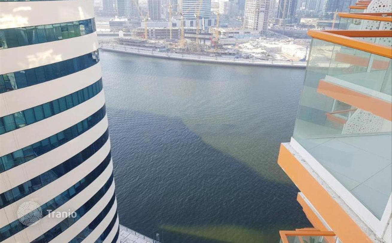 Солнечная квартира с видом на канал под ВНЖ в районе Business Bay, Дубай, ОАЭ, фото 3