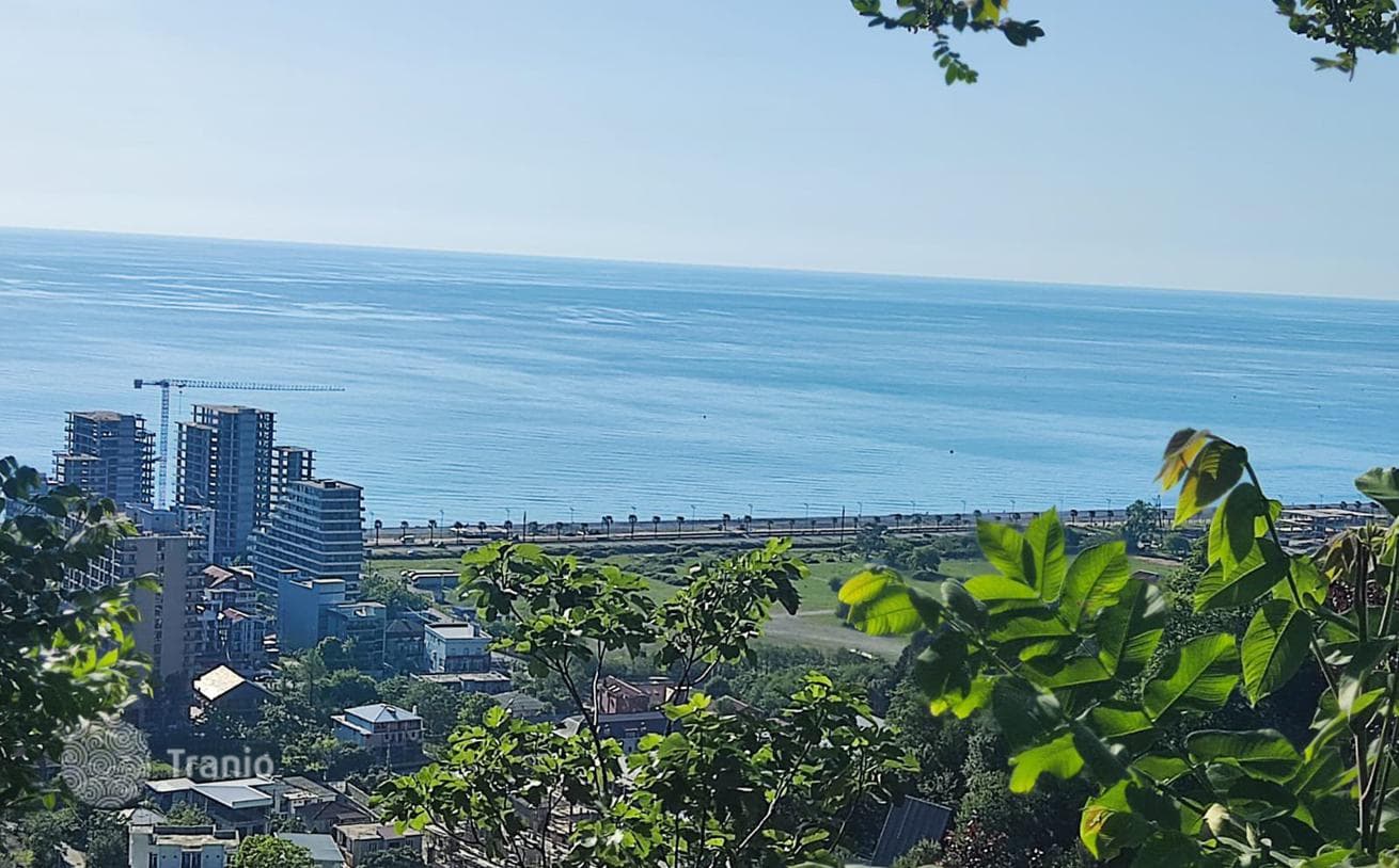 Великолепный участок с панорамным видом на море в элитном районе Батуми, ГОНИО