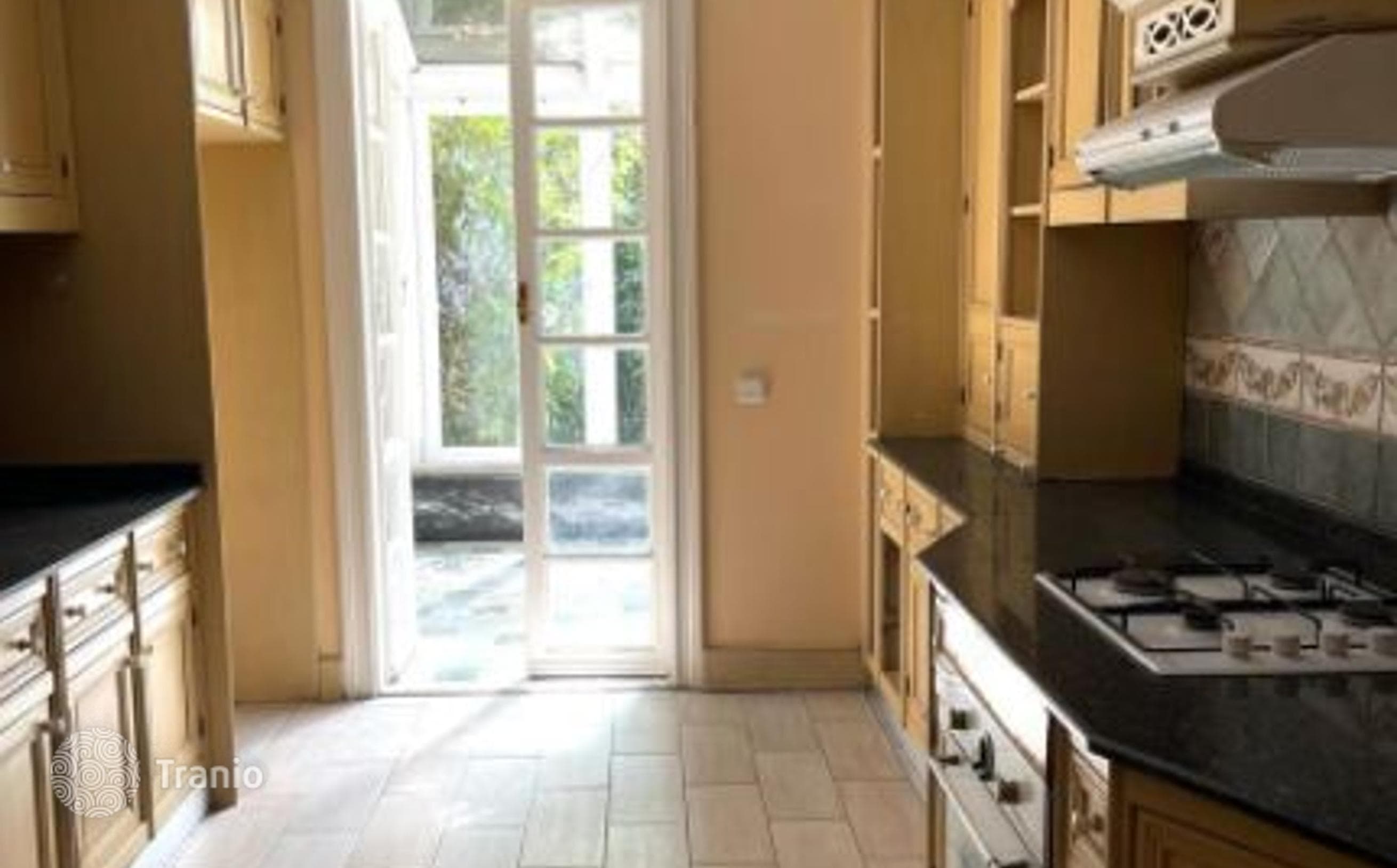 6-комнатная вилла 700 м² в Бейкозе, Турция, фото 2