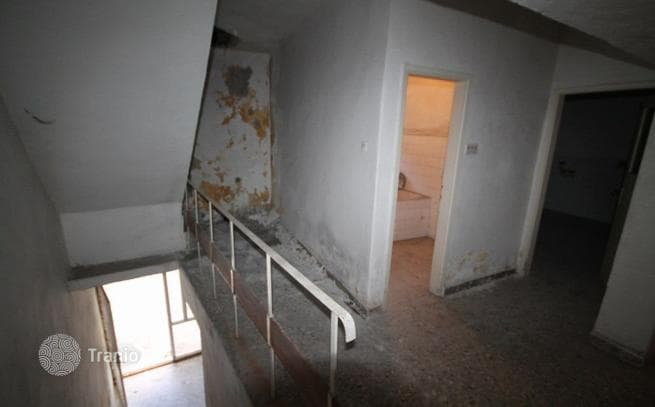 6-комнатный дом в городе 384 м² в Каштел-Старий, Хорватия, фото 5