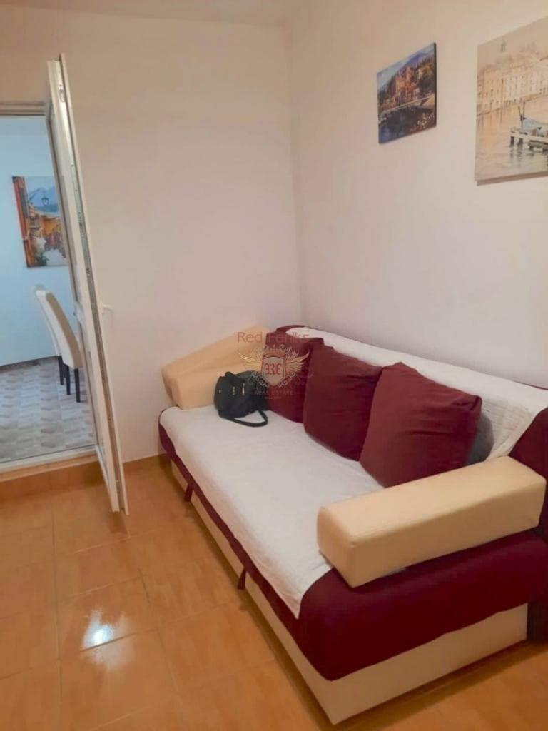 Квартира в Будве, Черногория, 50 м2, фото 2