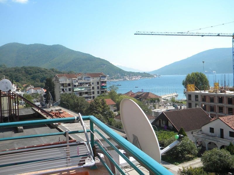 Квартира в Мельине, Черногория, 66 м2