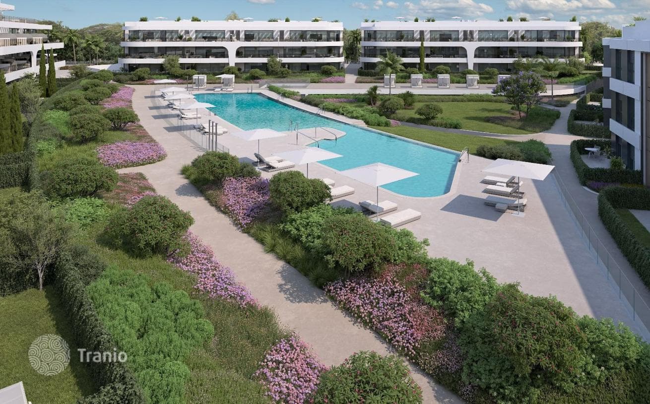 Апартамент на продажу в Estepona East, Эстепона, фото 2