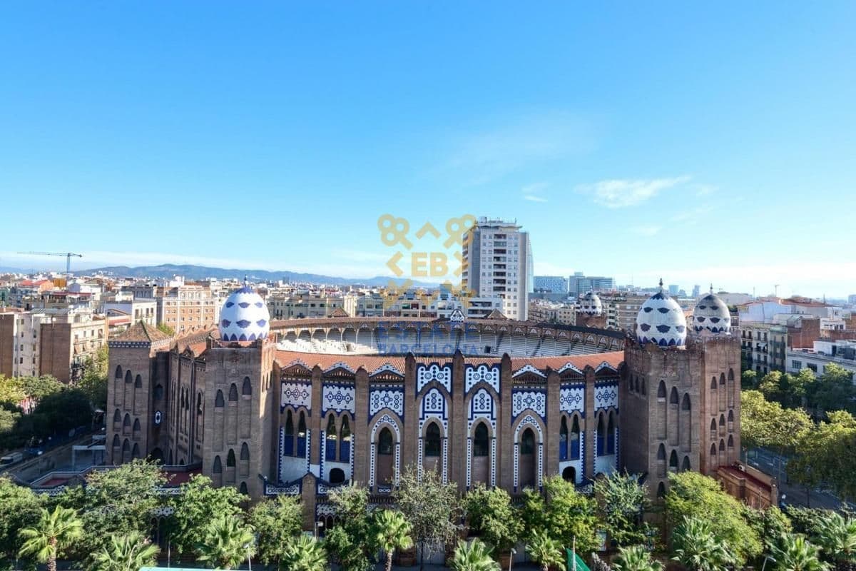 Квартира в Барселоне, Испания, 104 м², фото 2