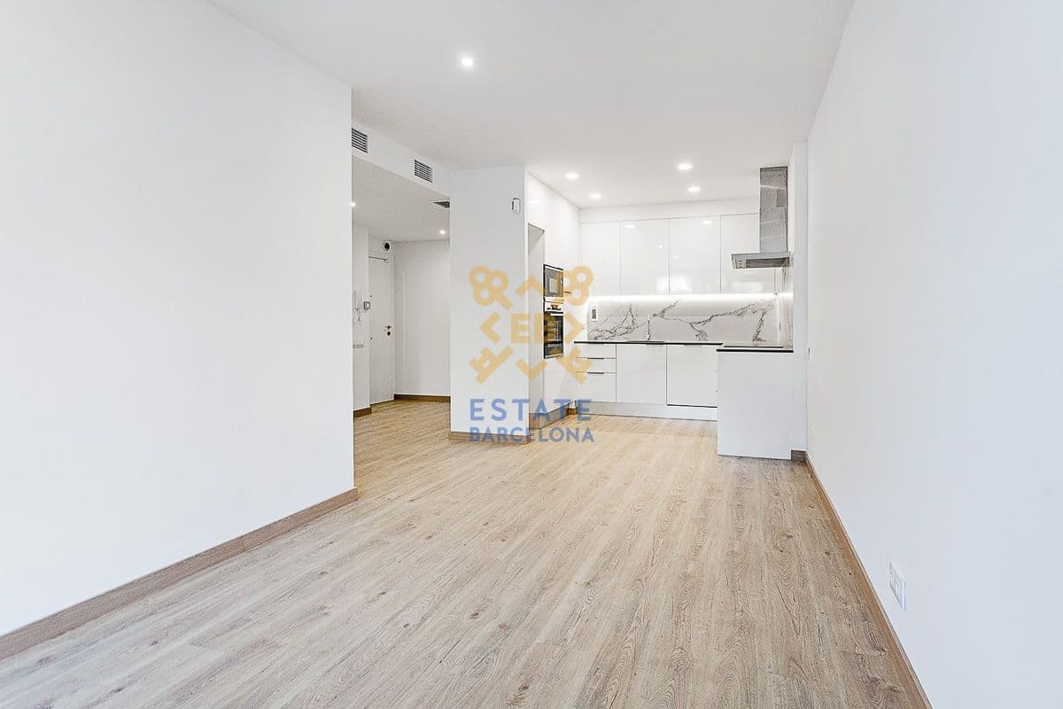 Квартира в Барселоне, Испания, 83 м², фото 4