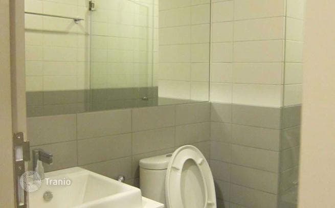 2-комнатные апартаменты в кондо в Пхра Кханонге, Таиланд, фото 3