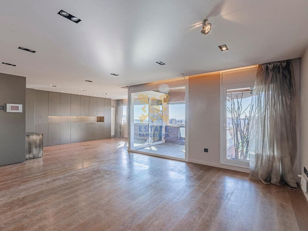 Квартира в Барселоне, Испания, 200 м², фото 2