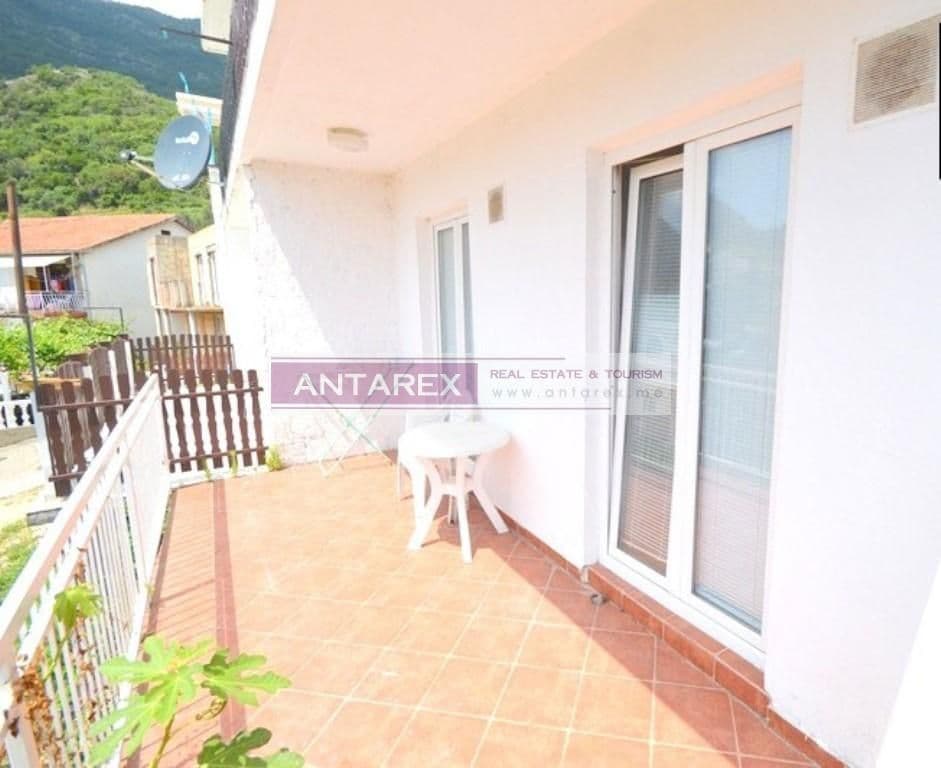 Апартаменты в Баошичах, Черногория, 76 м², фото 2