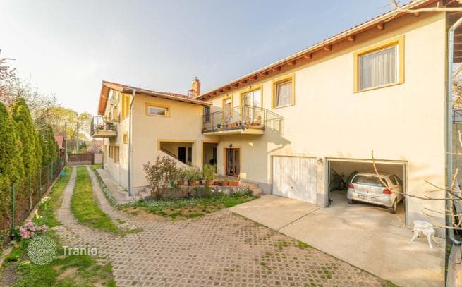 10-комнатный дом в городе 357 м² в Районе XV, Венгрия