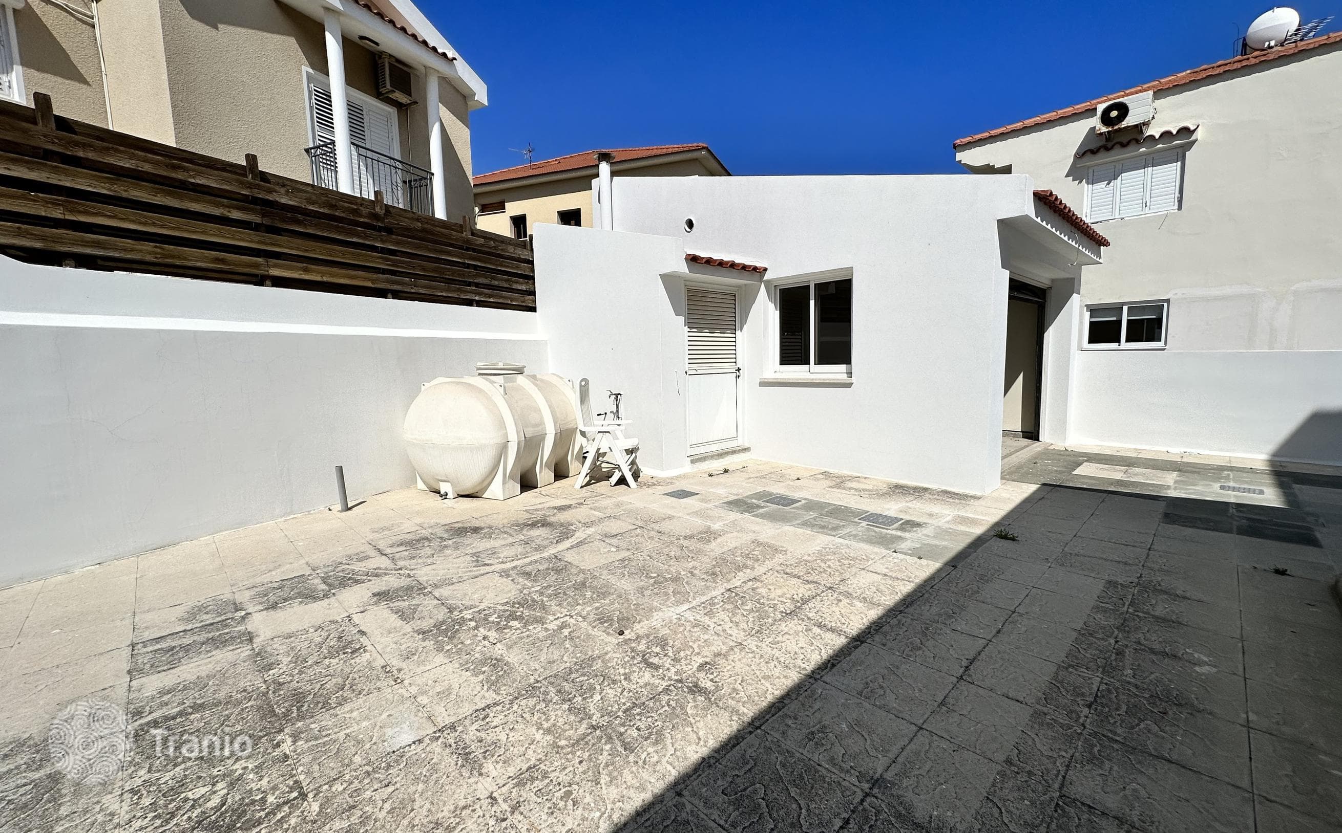 6-комнатный особняк 450 м² в Арадипу, Кипр