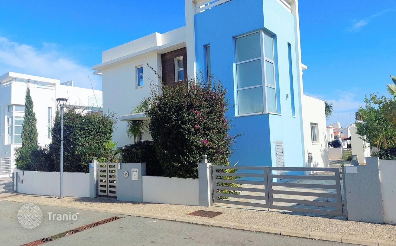 3-комнатная вилла 144 м² в Айя-Напе, Кипр