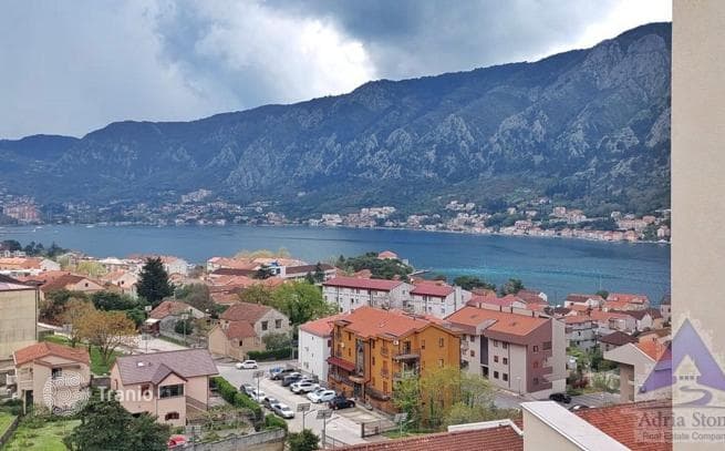 2-комнатные апартаменты в новостройке 72 м² в Доброте, Черногория, фото 4