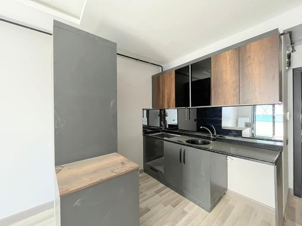 Квартира в Мерсине, Турция, 50 м2