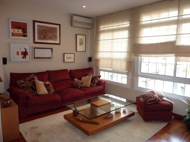 Квартира в Барселоне, Испания, 95 м2