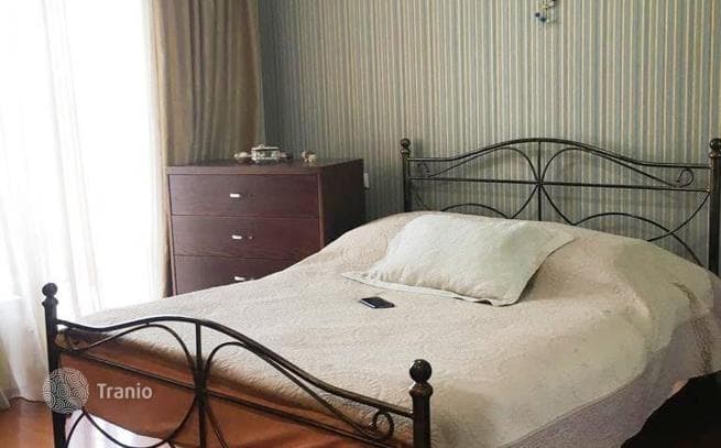 8-комнатный дом в городе 500 м² в Сабуртало, Грузия