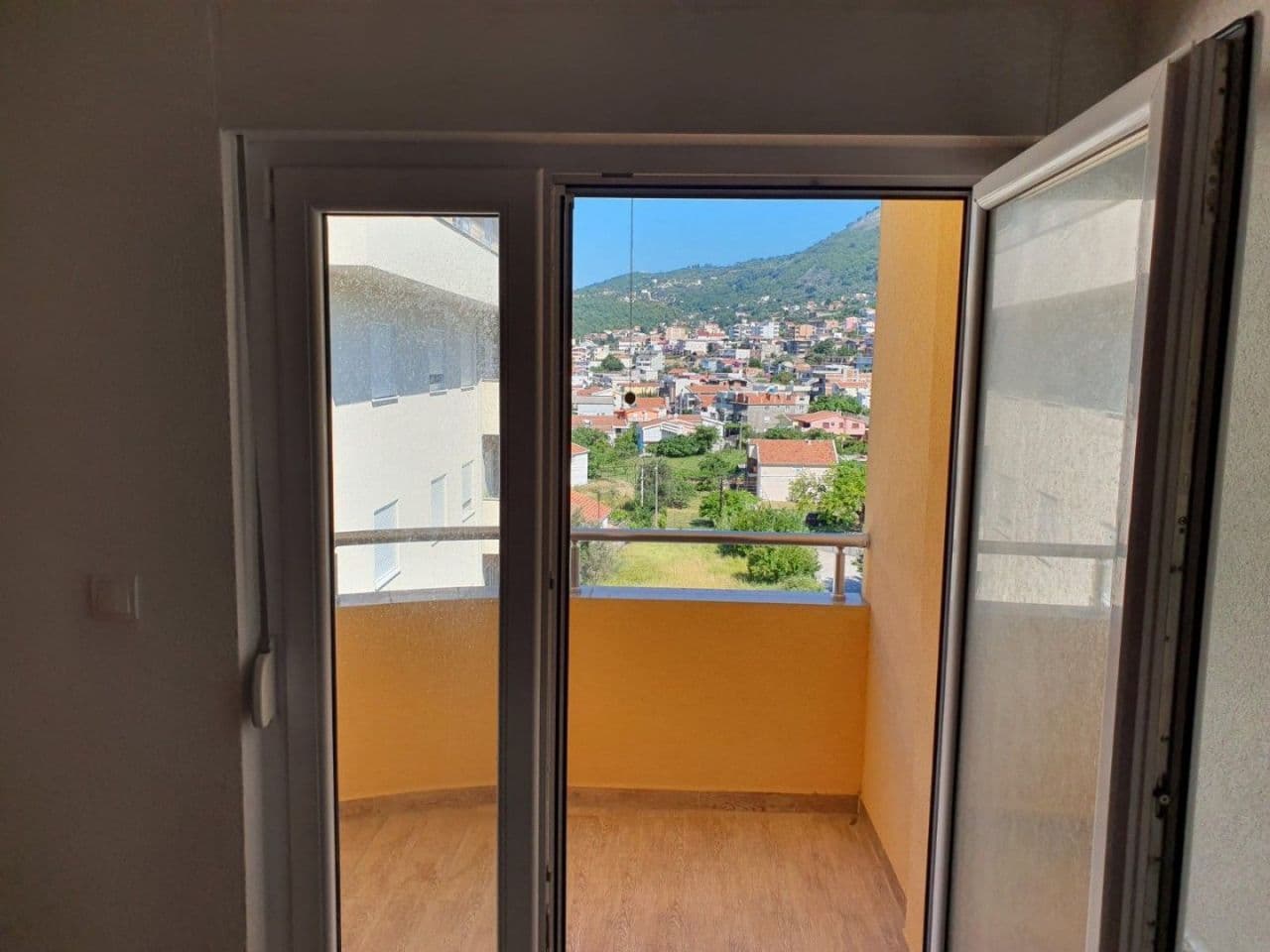 Квартира в Баре, Черногория, 58 м2
